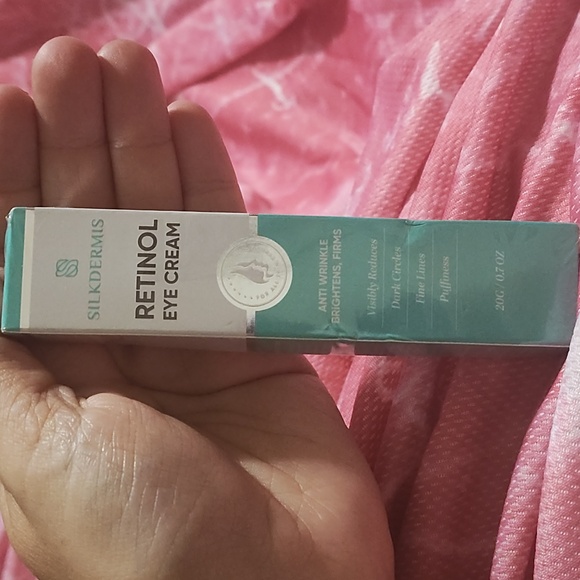 Eye cream retinol - Picture 9 of 9